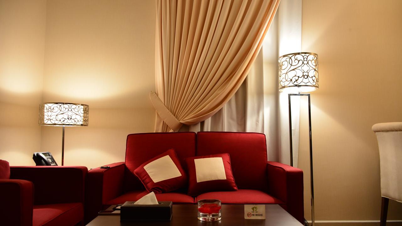 Home Inn Hotel Suites Al Khobar Esterno foto